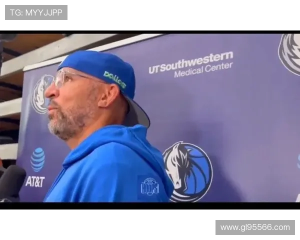 名记分析：弗拉格打控卫未见成效 拉塞尔组织能力受限难获基德信任